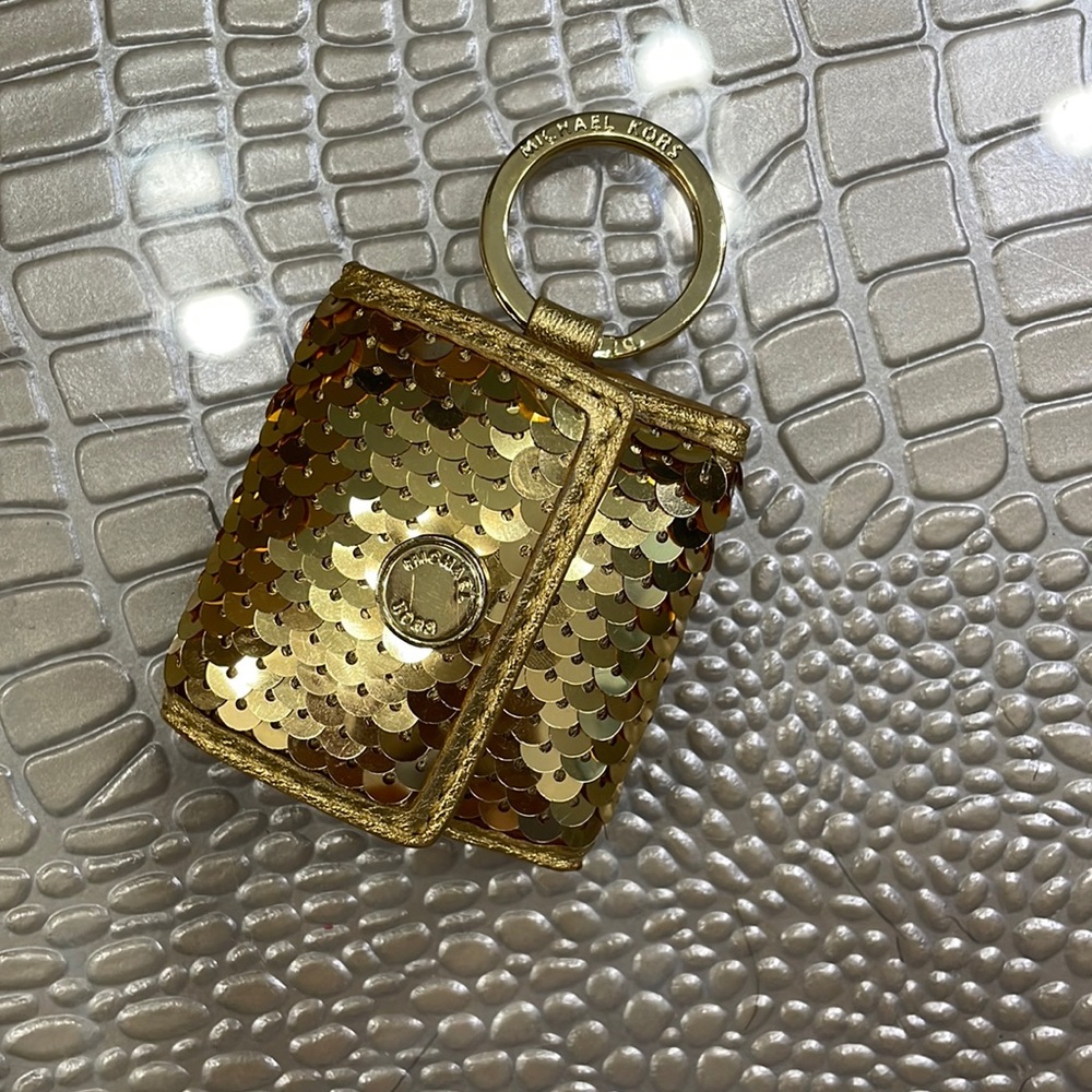 Michael kors key holder